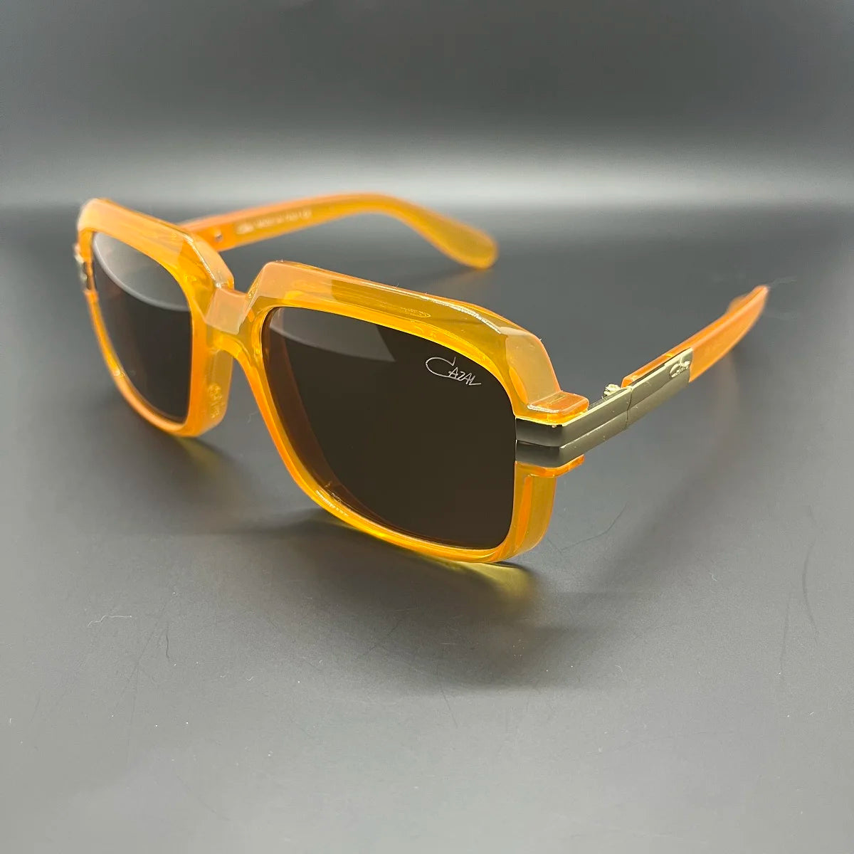 Lunettes de soleil rétro-chic